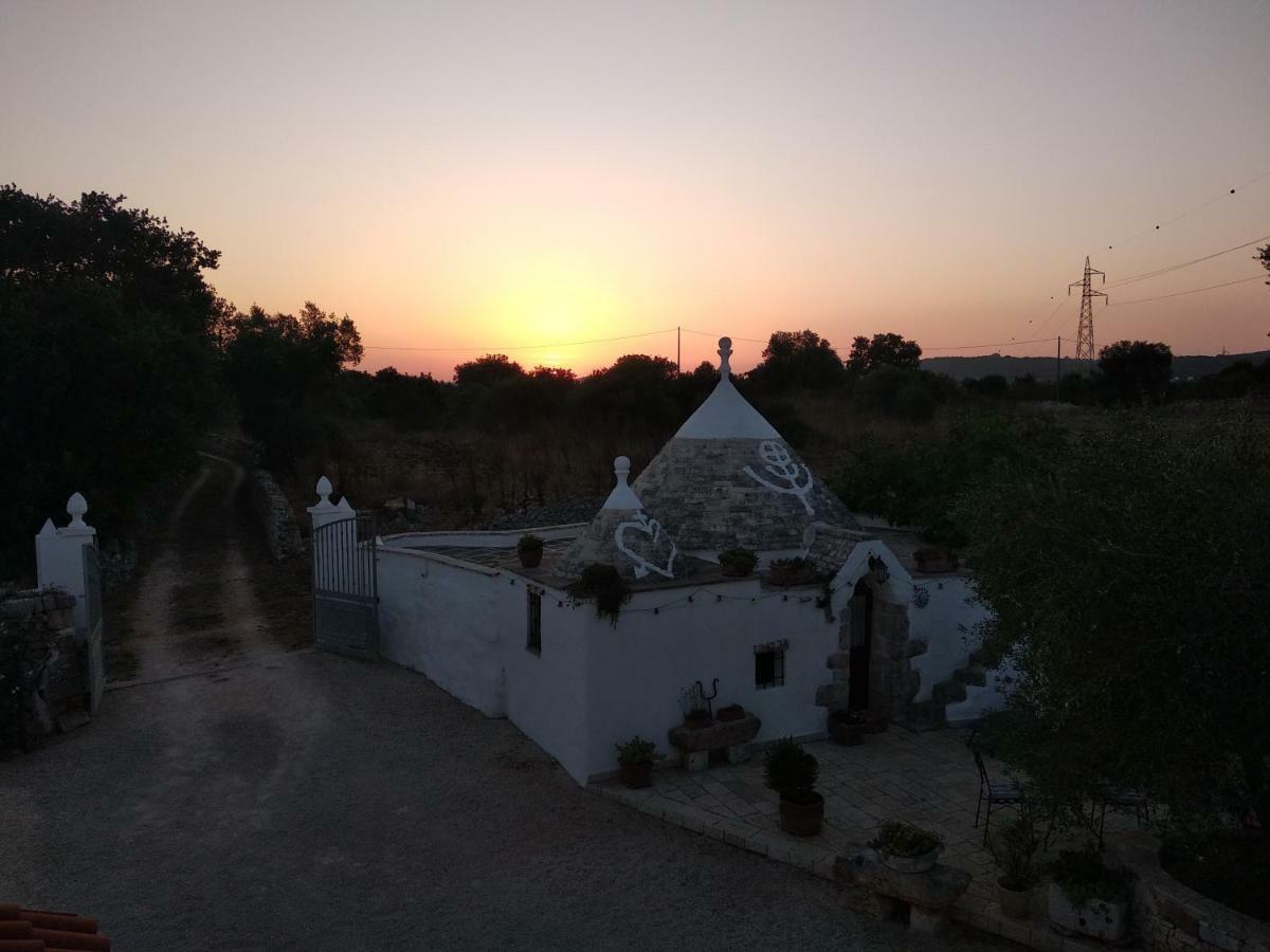 Piccolo Trullo Ostunese Le Jardin De Sophie' Ostuni Exterior foto